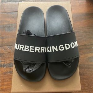 Burberry womens slides size 39